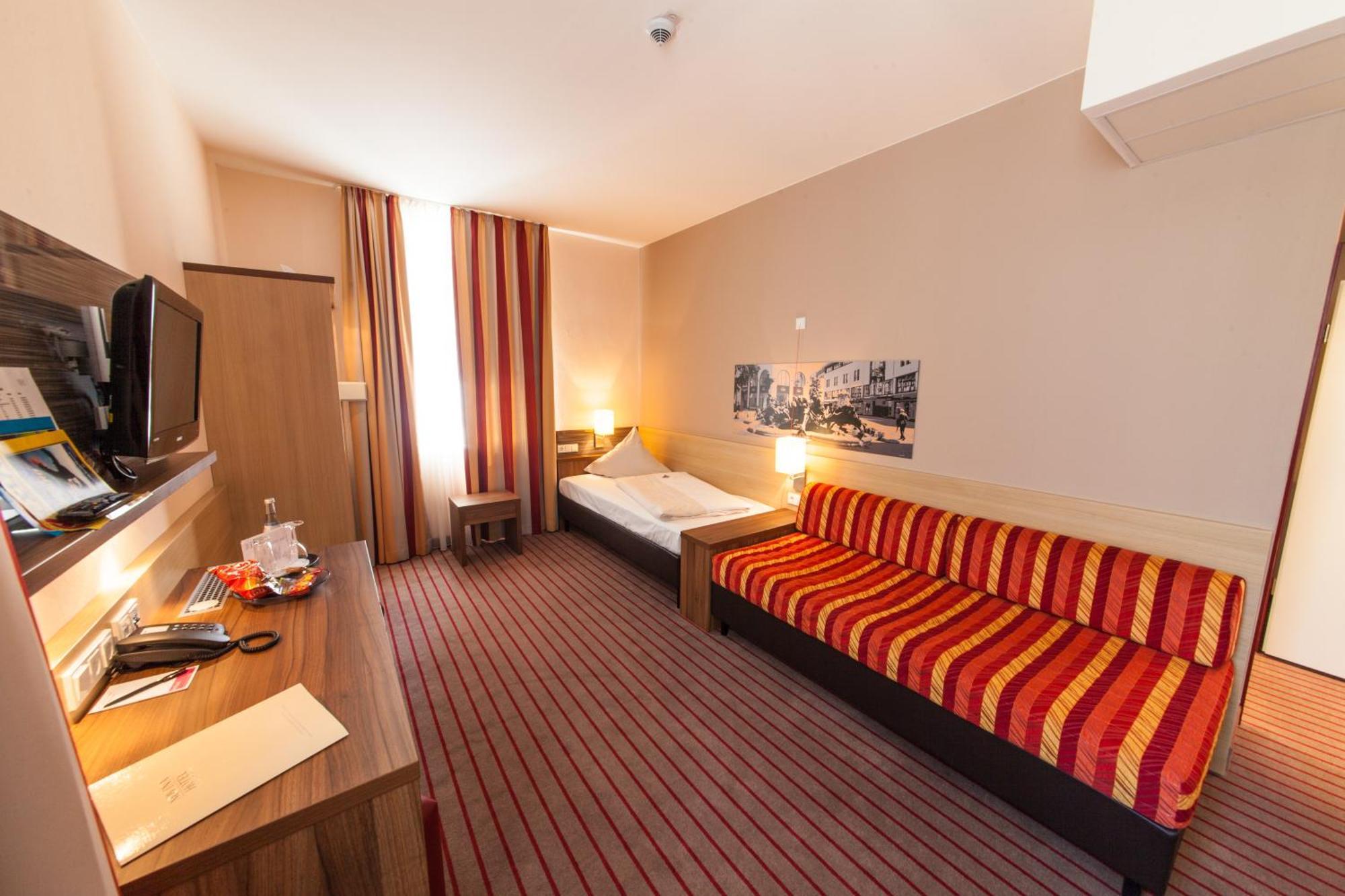 Novina Hotel Tillypark Nürnberg Dış mekan fotoğraf