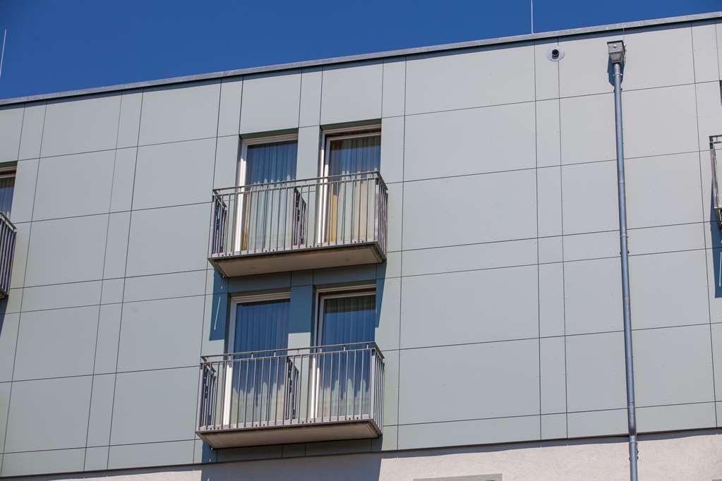 Novina Hotel Tillypark Nürnberg Oda fotoğraf